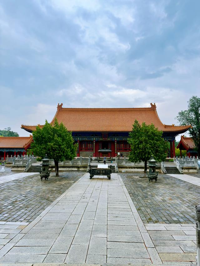 雨中西岳庙（渭南华阴市西岳庙）