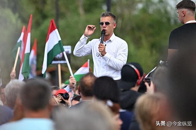 欧尔班麻烦大了！劲敌怒揭"免税遮羞布"，直言车企休想再剥削民众