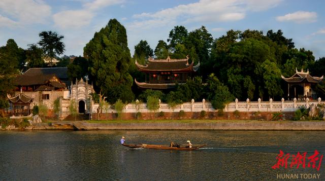 怀化：“三江一湾”入画来