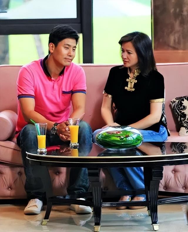 何晴走了	，伴随在她身上的3个疑问，也该解开了