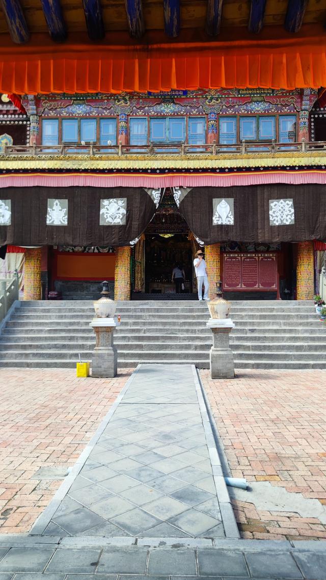 藏传佛教格鲁派四大寺院之一，西宁塔尔寺，碰巧免费进去了