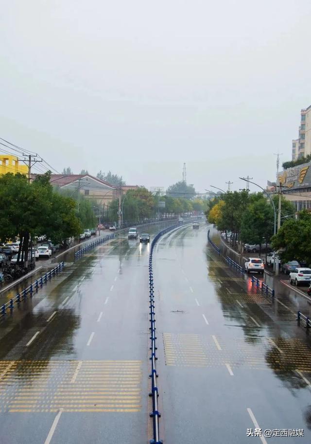 雨润临洮，秋光满故城