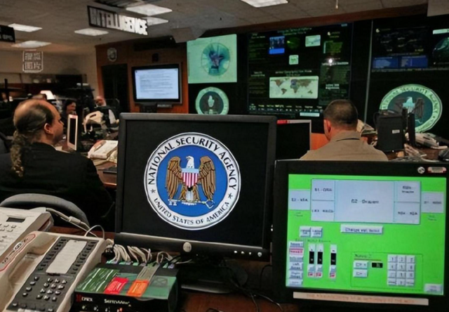 中情局间谍很焦虑：这场硬仗我们要是输了，将来全都得给中国打工