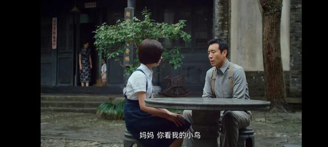 很多新上映的电视剧、电影都在越来越无耻的尬吹