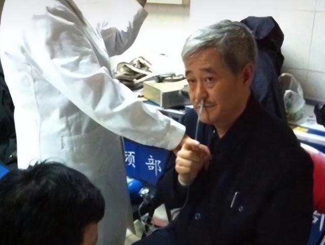 终于破案了！逼得赵本山退出央视春晚的不是宋丹丹，更不是范伟