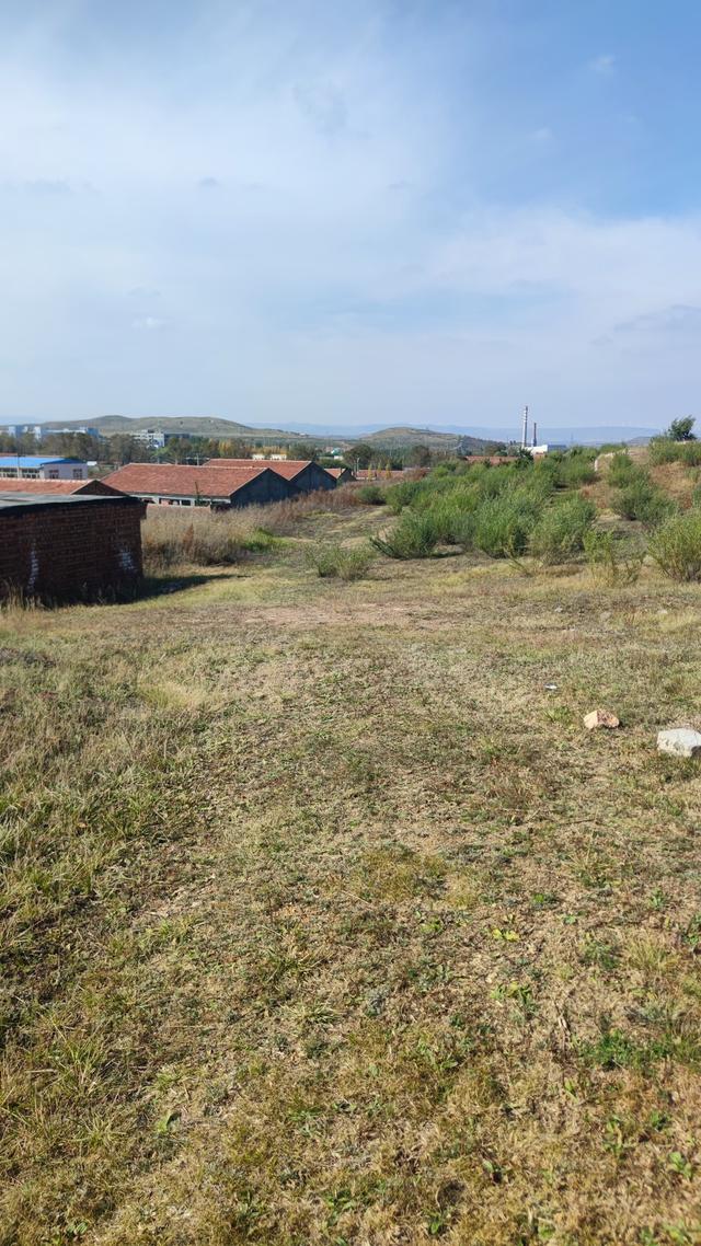 乌兰察布，铁军山与卧龙山及老虎山