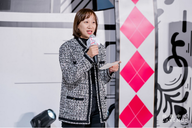 尚嘉中心开启「冬日绮宴 Winter Gala」亮灯，法式优雅点亮圣诞季