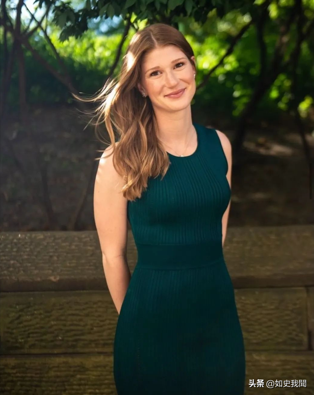 钱再多有啥用？70岁身价千亿的比尔盖茨，还是要为23岁女儿操碎心