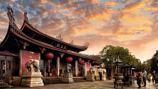 福建三座宝藏城市，厦门泉州莆田连成一线，带你领略海边城市风光