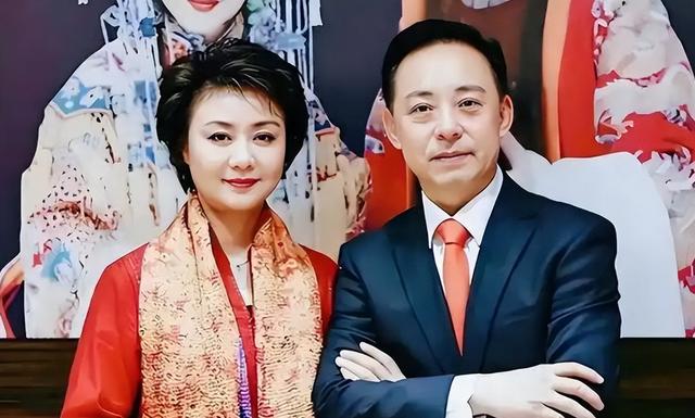 59岁李胜素：她不要丈夫、不要孩子，却活成了最让人羡慕的女人