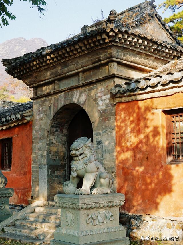 北京千年灵岳寺国庆首开，庑殿顶藏元代密码，先有古刹后有斋堂城