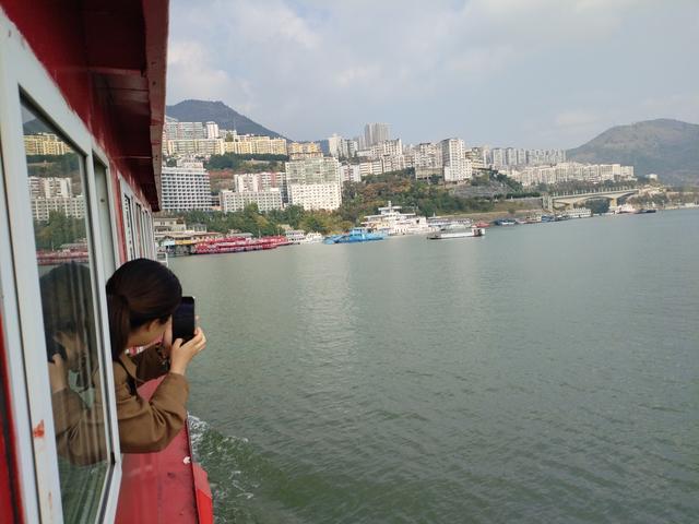 鄂渝行第三天：小红船.瞿塘峡.巫山.神女天路