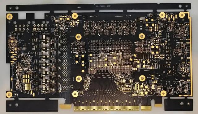 被砍掉的英特尔Battlemage显卡曝光：核心提升，目标发烧级市场