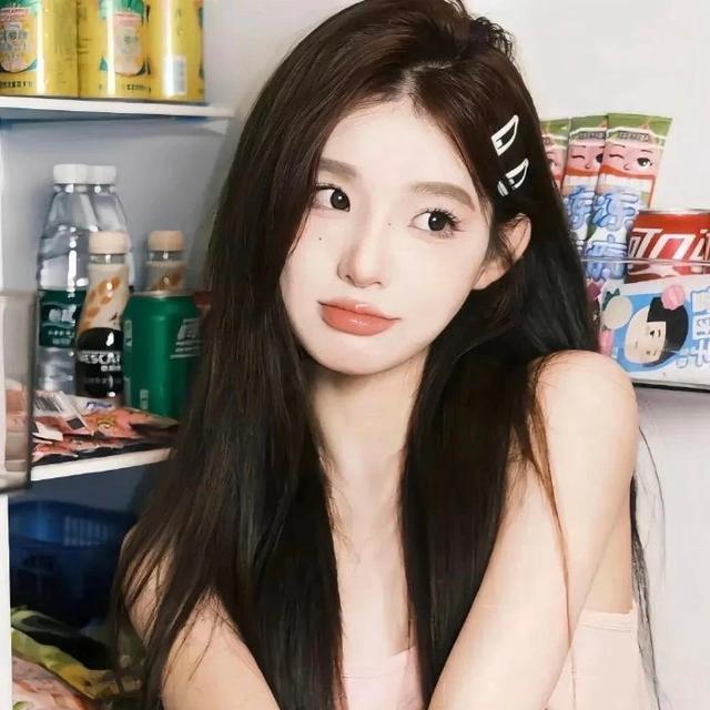 风墨壁纸 | 氛围感十足的女生真人头像