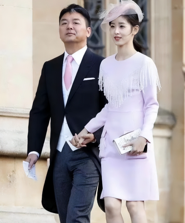 刘强东没想到，离过年不到2月	，章泽天走上了和田朴珺一样的路