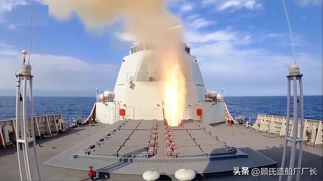 让中国海军军迷扬眉吐气的脊梁，人民海军052D型导弹驱逐舰的故事