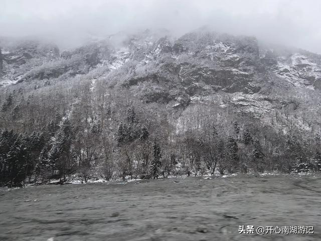 喀什经317到成都，色达县-都江堰，甲居藏寨、理小路、桃坪羌寨