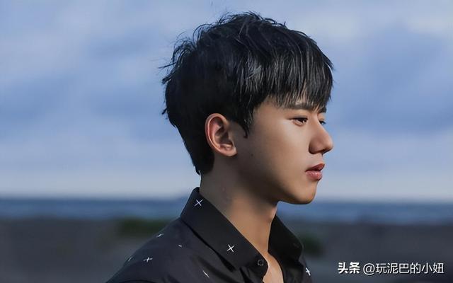 结婚14年后，姐弟恋的“残酷现实”，在张杰身上展现的淋漓尽致