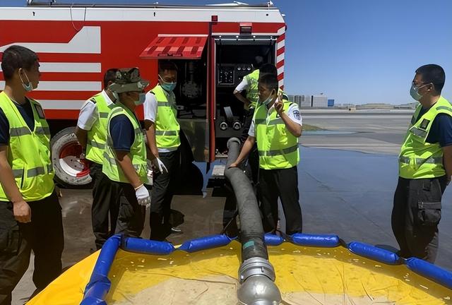 一辆进口消防车2400万！中国连航母都能造，为何却造不出消防车？