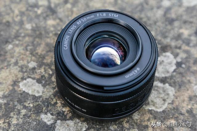 佳能RF 50mm F1.8 STM镜头评测——高性价比的实用之选