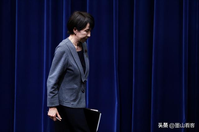 高市坚持硬碰硬，拉拢12国强援遏华，免费提供武器，法国突然发声