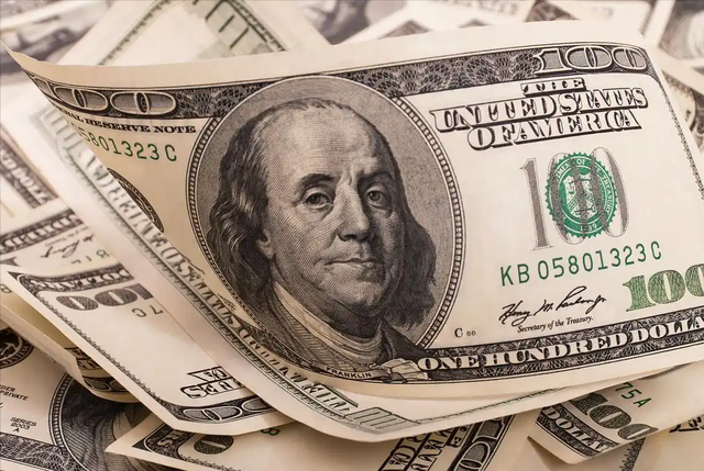 美元要成最短命世界硬通货？三大衰败信号拉满，硬通货宝座要丢了