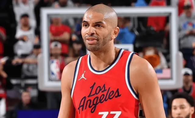 15分崩盘！快船2连败揪出真坑	，哈登拼到腿软也救不了