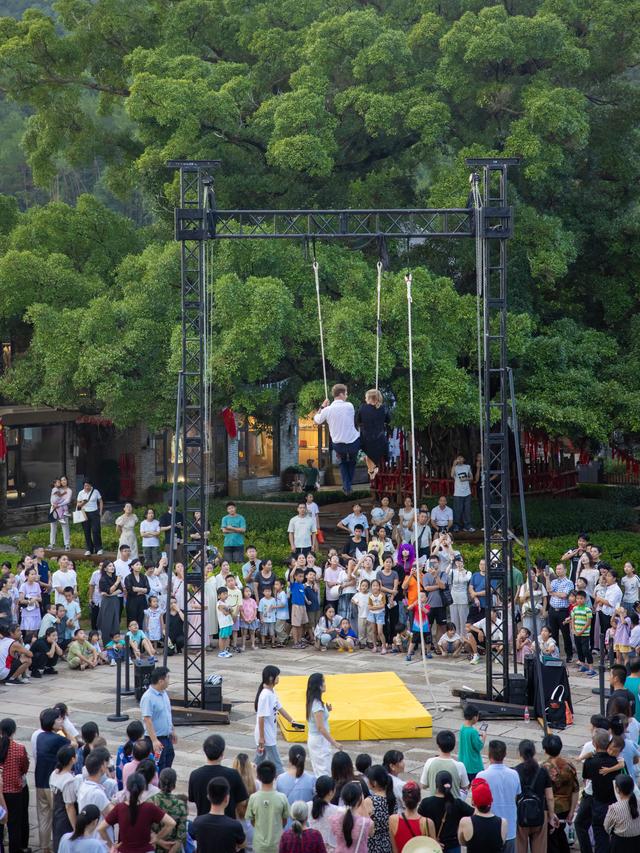 这个冷门赣南小镇，一到秋天满是橙香🍊