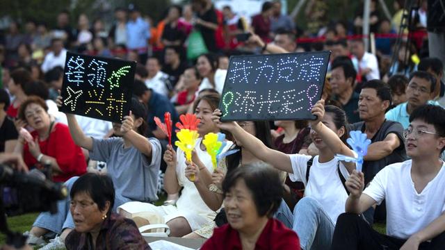 全剧终了？高市已“举白旗”，不会再乱谈台海问题，马英九没说错