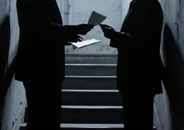 又一内鬼被抓！央视发声，泄密大量内部机密资料，身份曝光不简单