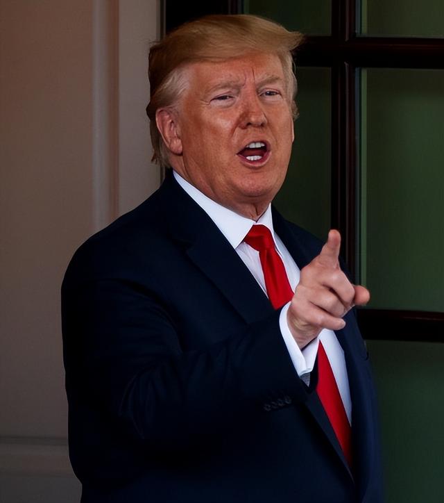 关税牌失灵！特朗普为何镇不住中国？数据揭开真相