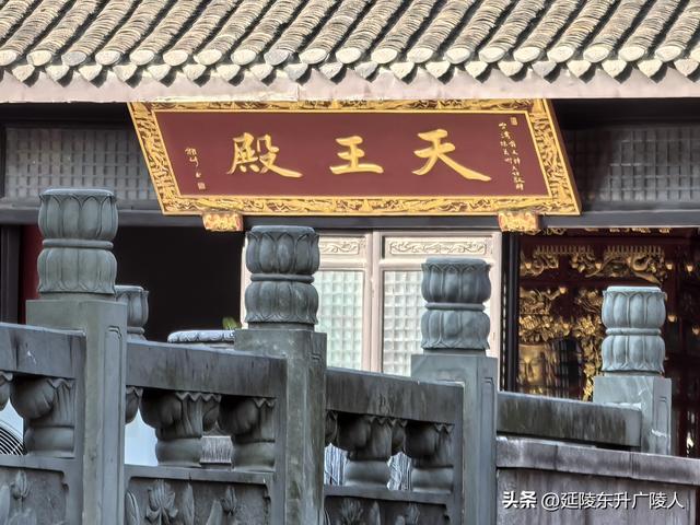 扬州文峰塔，京杭大运河畔四塔之一，塔园寺一体