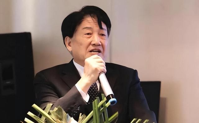 中国造不出光刻机？中科大副院长：美国造不出，中国永远都不可能