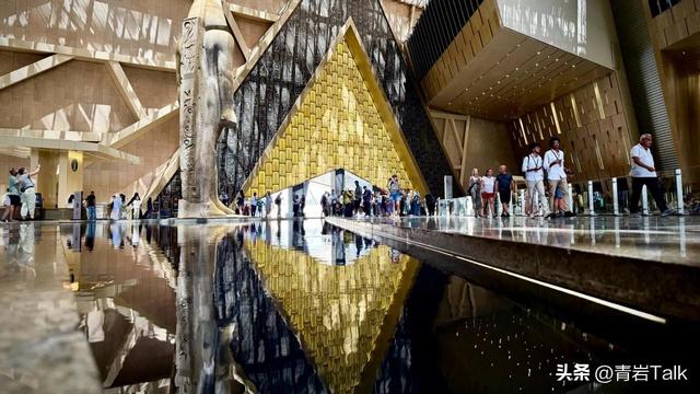 黄金面具领衔亮相！埃及大博物馆迎客，800万游客助经济复苏