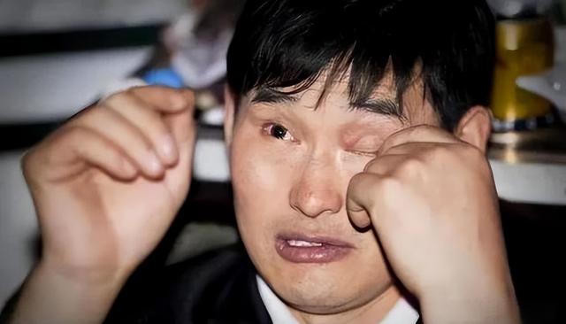 不再容忍！被传"跳楼身亡"的大衣哥，这一次终于不再选择沉默