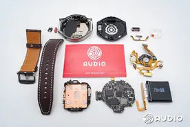 HUAWEI华为Watch 4 Pro智能手表拆解，eSIM独立通讯，鸿蒙OS系统图片