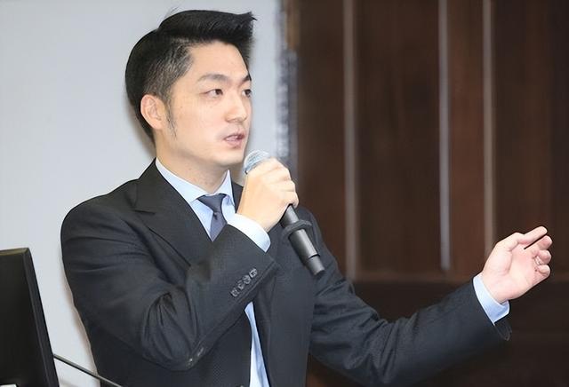 蒋万安痛批民进党：罢免罢到疯掉