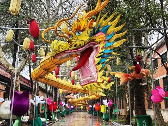 元宵去哪儿玩？快来信阳木机厂文创产业园→