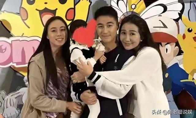 "哈弗学霸"辛奇隆：22岁成为赌王女婿，结婚5年后，他如今怎样？