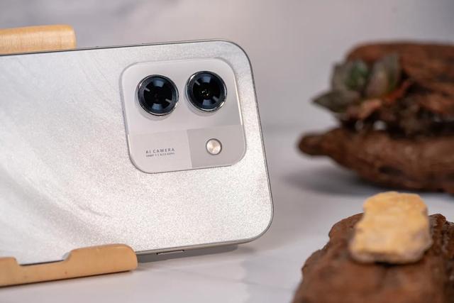 优雅之下,坚韧之上:WIKO X70岩脉白图赏,见证“昆仑”硬核