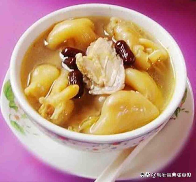 花胶炖鸭功效与作用 花胶炖鸭功效与作用是什么