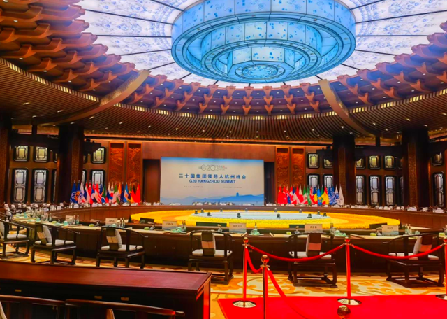 中国通知联合国会员国后，高市早苗急了，给了中国两个选择