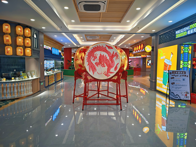 佛山首个！这个高速服务区成了“建筑博物馆”，司机师傅直呼“不想走”