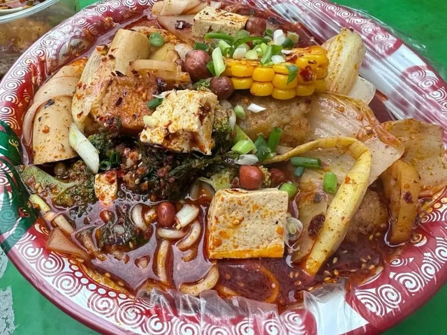 成都出发，8月最值得去的6座避暑小城，盲选都好玩！