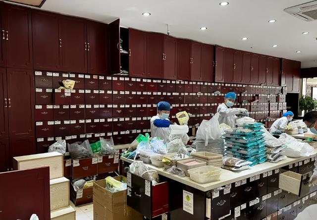 1公斤1650000元，比黄金还贵！以前在农村当垃圾，为何现在暴涨？