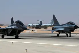 被忽视的关键：歼-10的跨洲际战略投送，可不只是为了出口埃及！图片