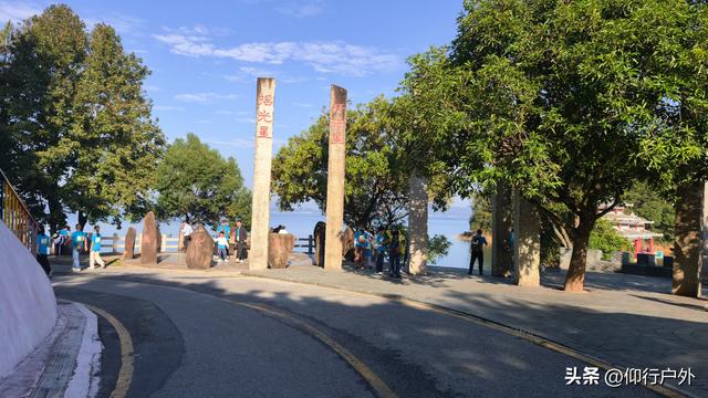 穿越万绿湖大型徒步