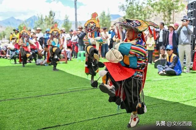 60年，西藏文旅的“逆袭记”：藏戏新生、铁路穿山、万羚奔腾！