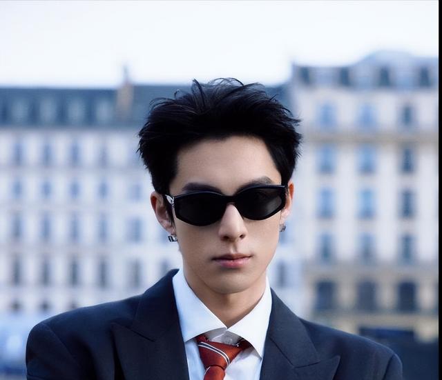 《将门毒后》选角罗生门炸锅，王鹤棣退演疑云背后博弈烧脑。