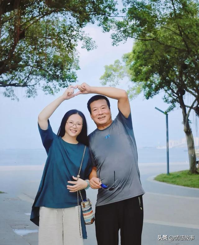 老了才明白,男人过六十,千万不要在兄弟姐妹面前,做这几件事!